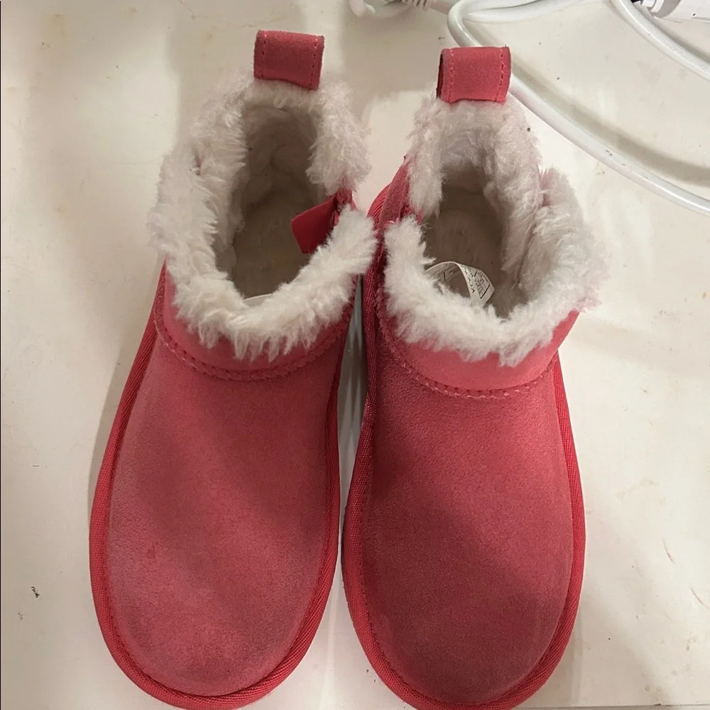 KOOLABURRA By UGG ultra mini pink Cozy Pink Kids Boots size 12 GUC
